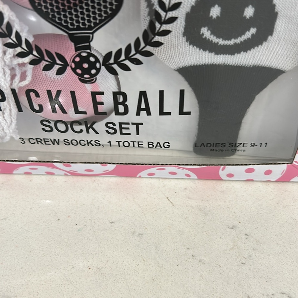 PICKLEBALL SOCK SET and TOTE- - Picture 2 of 3